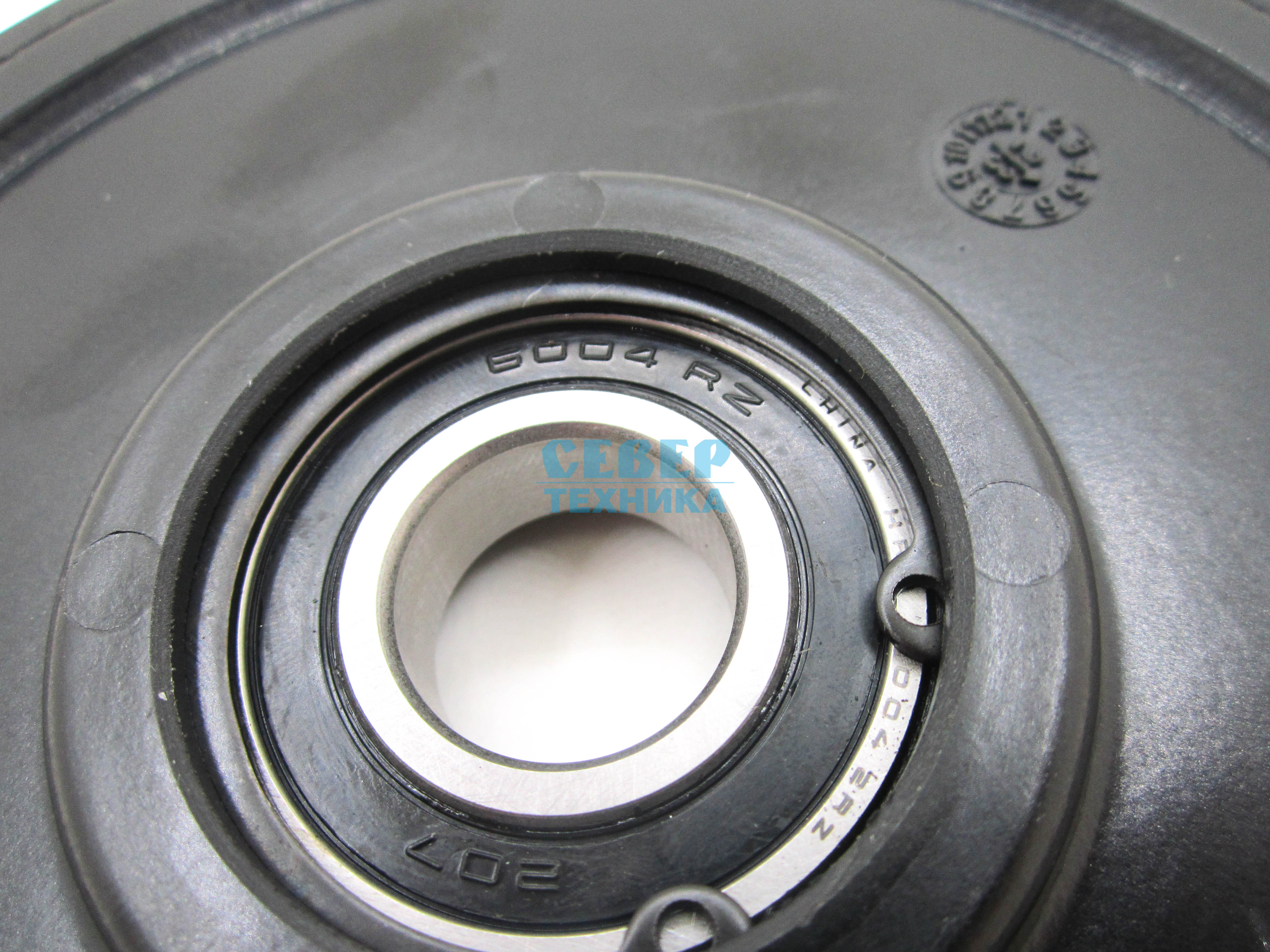 Каток /Arctic Cat (D нар. 143мм, вн. 20мм, черный, SPI) с п-к 6004