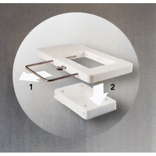 Пластина монтажная универсальная (пластик)