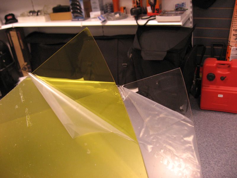 Стекло ветровое /Буран 640А (прямое) (64см)