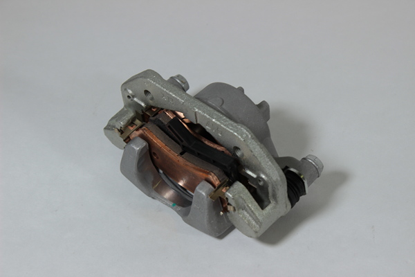 Суппорт тормозной левый передний ATV /СФ X8 H.O/X10