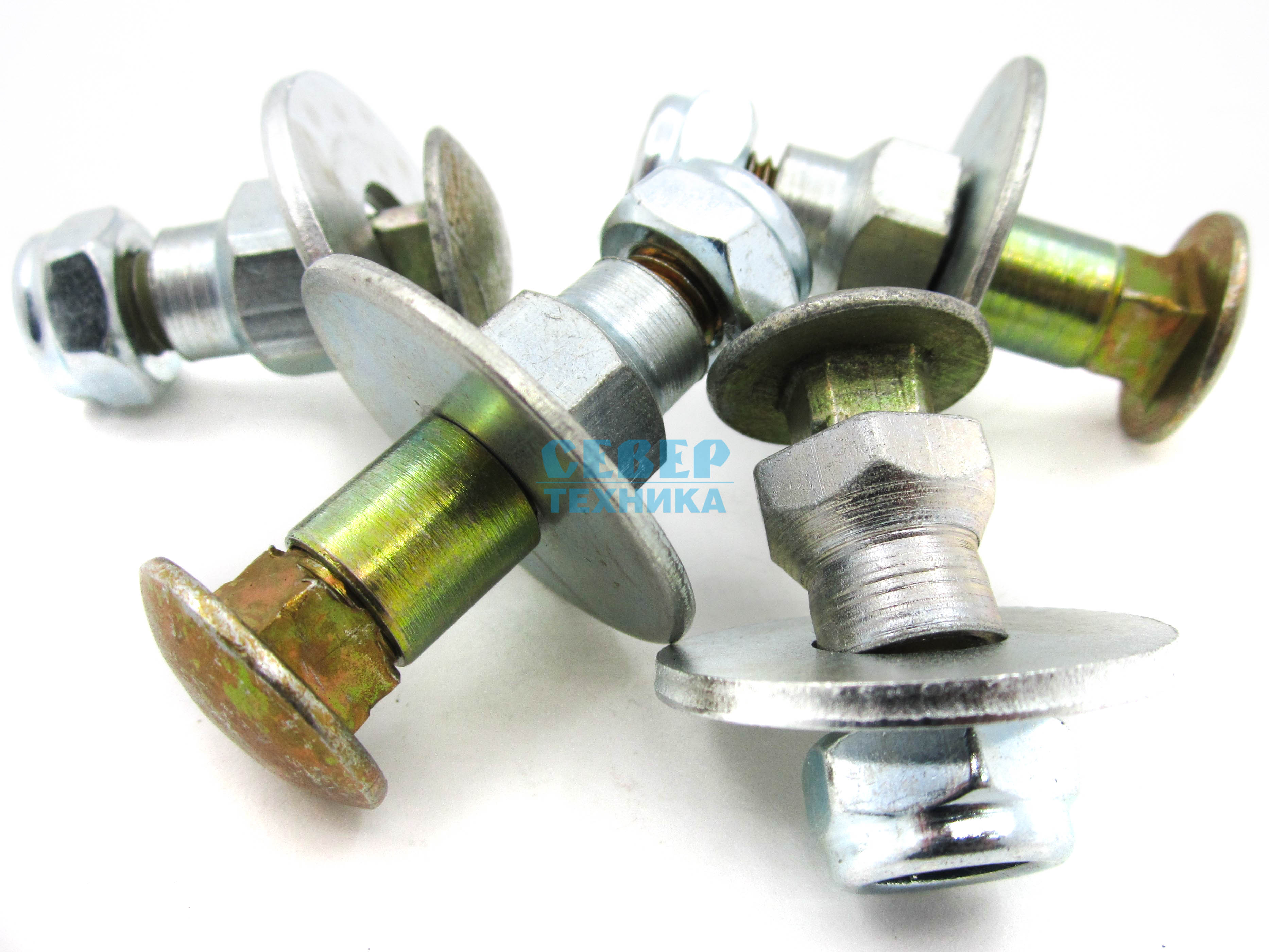 Болт крепления двигателя к-т (2длин./2кор.) /Буран