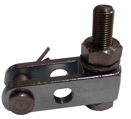 Устройство для соединения рулевого троса с мотором